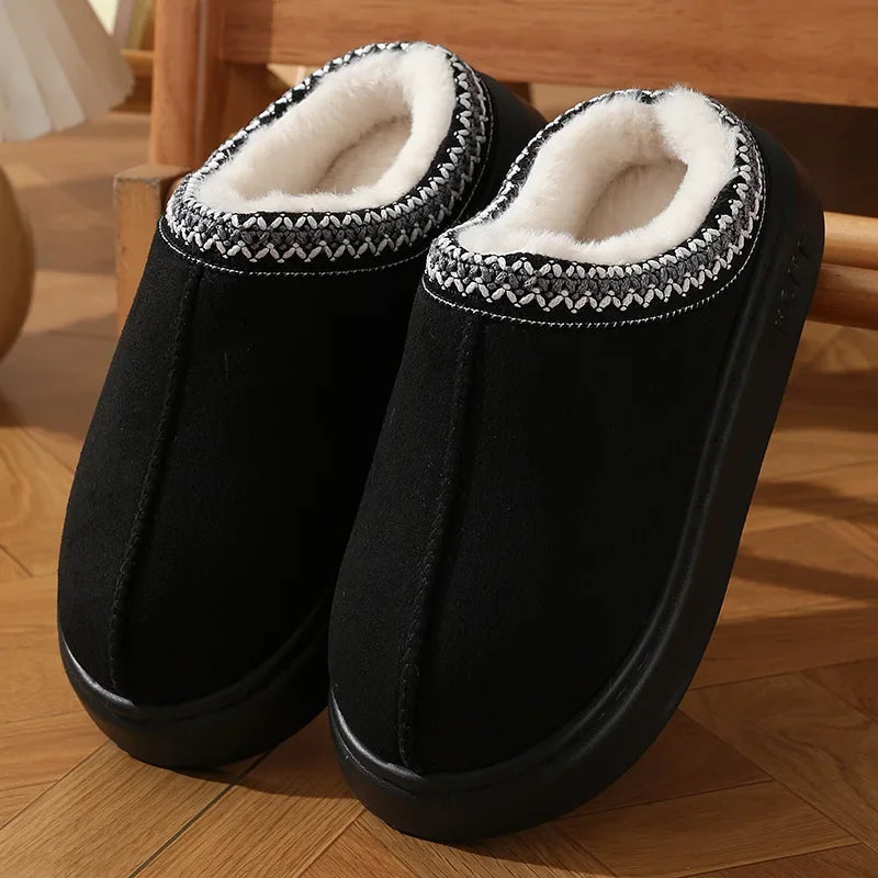 Cute&Comfy: Flausch-Plattformslipper