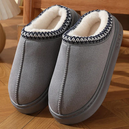 Cute&Comfy: Flausch-Plattformslipper